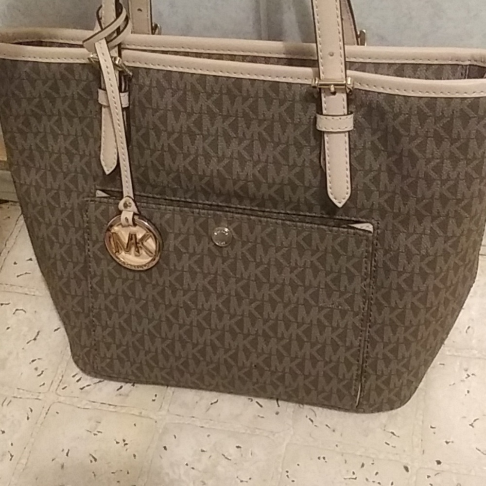 Micheal kors handbag